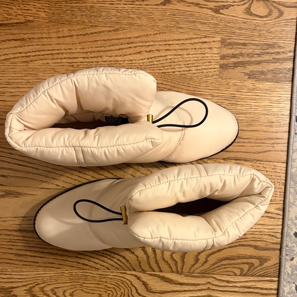 J Crew Elegant Cream Winter Boots